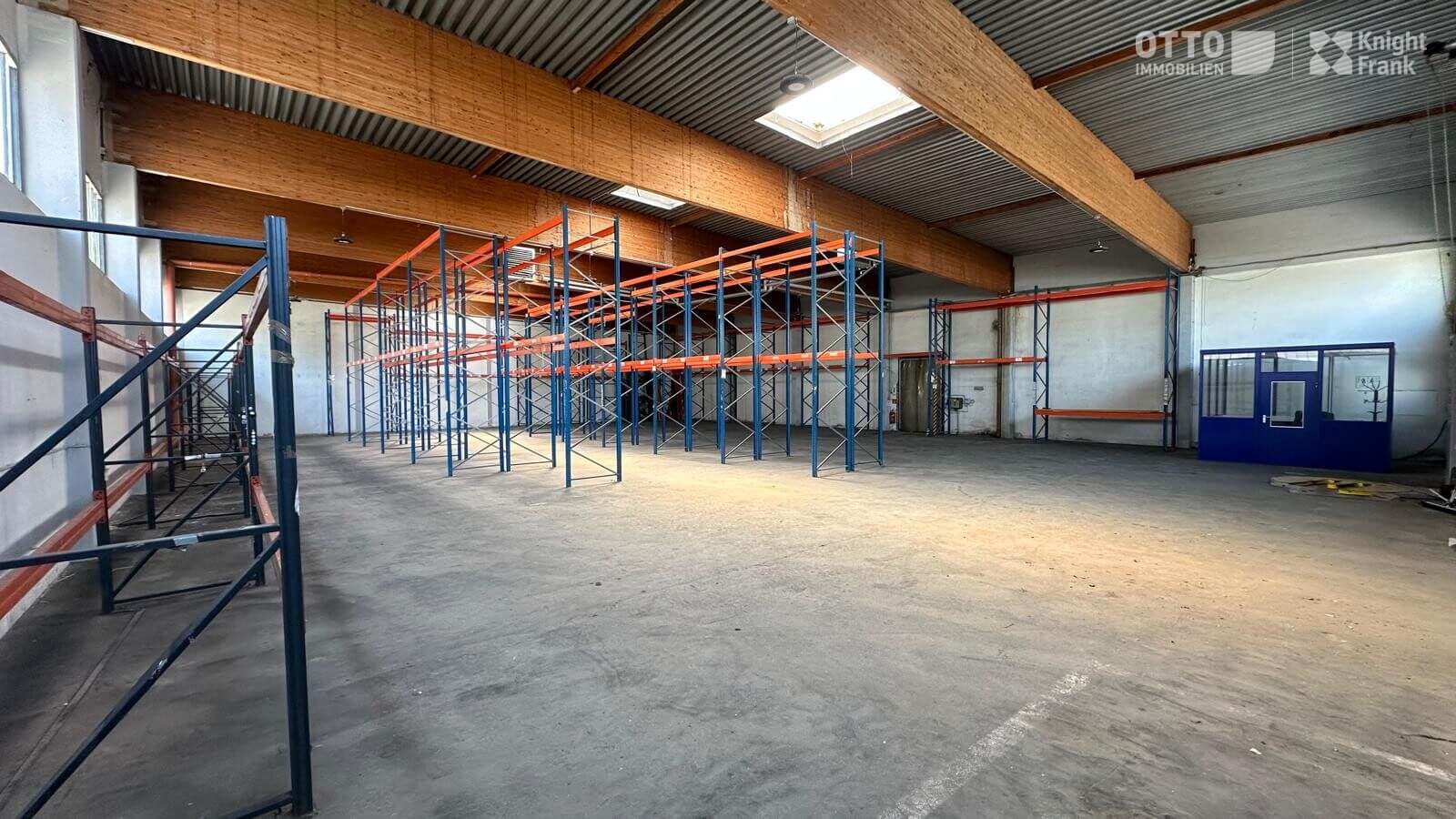 Warehouse in the 21st district / Strebersdorf