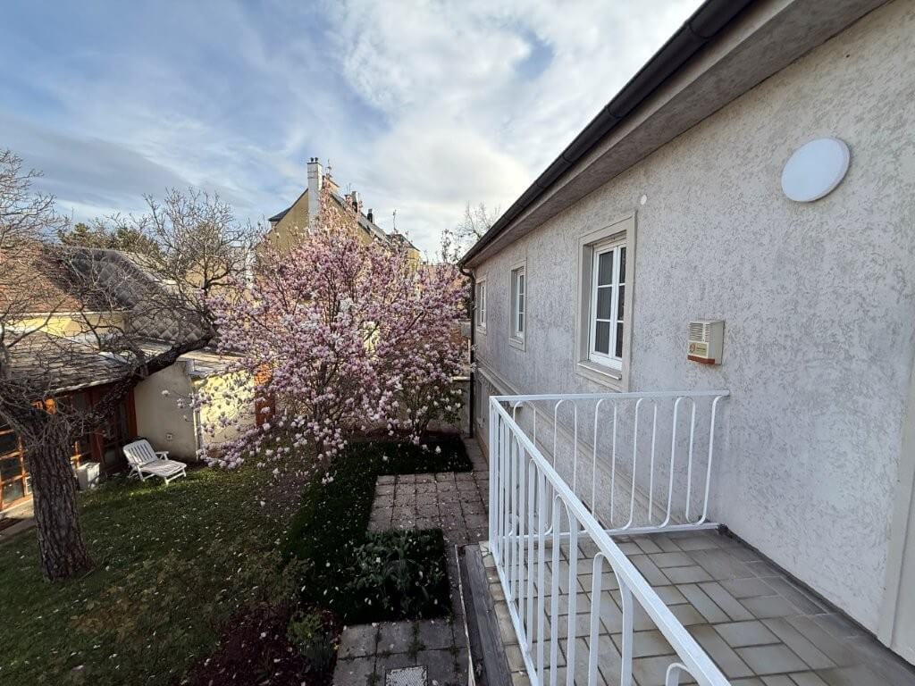Besonders charmantes Häuschen mit Garten zur Miete