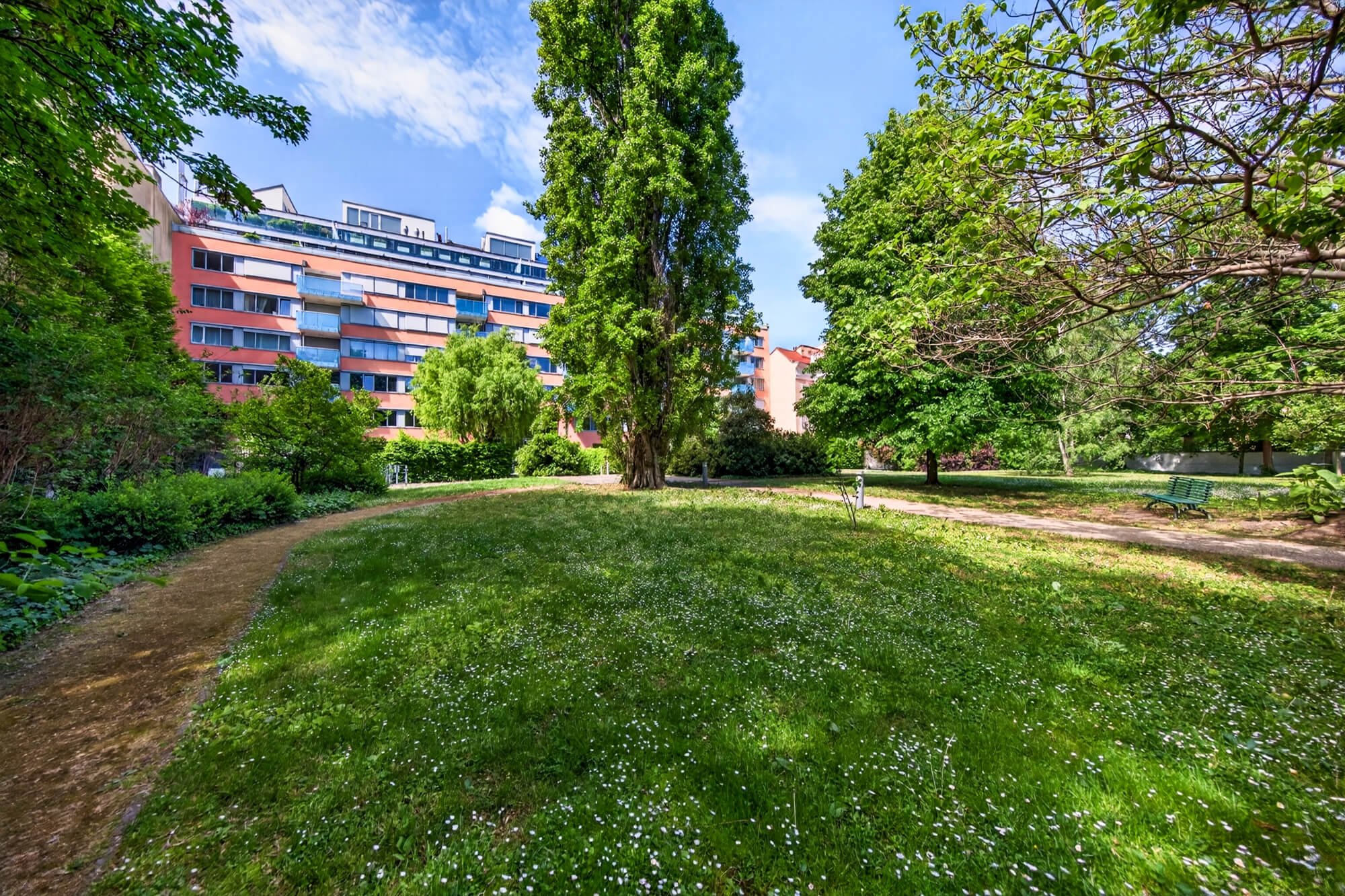 Prestigious residence on Argentinierstraße