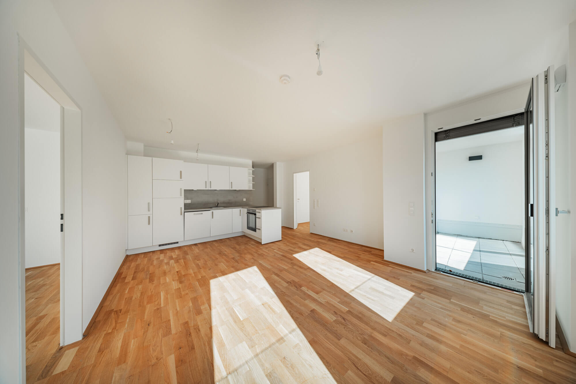 Erstbezug, helle 3-Zimmer Wohnung mit zwei Balkonen