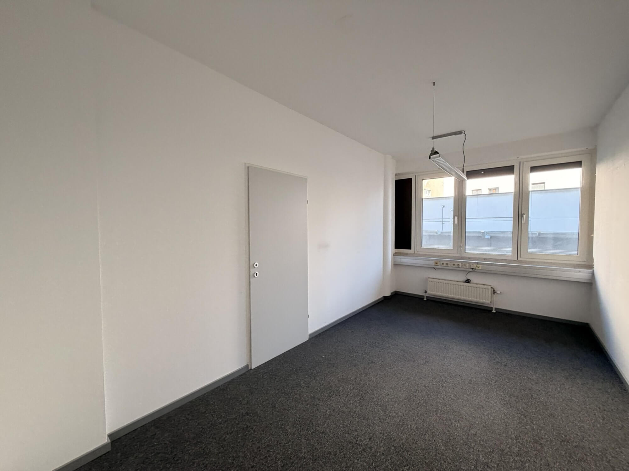Offices near Rochusmarkt