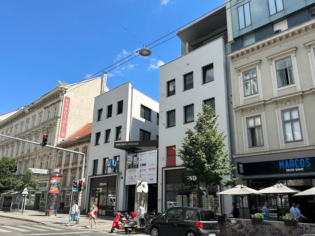 Offices near Rochusmarkt