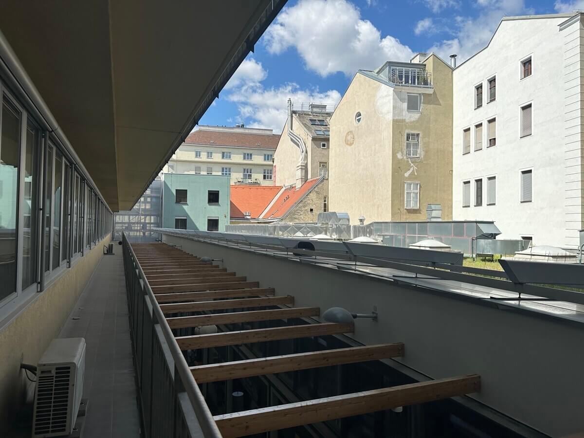 Offices near Rochusmarkt