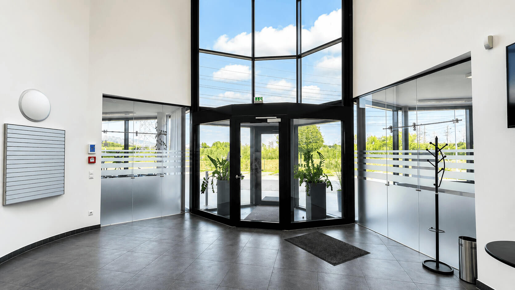 Commercial property for sale in Loosdorf: 4,773 m² of total usable floor space on a 9,580 m² plot