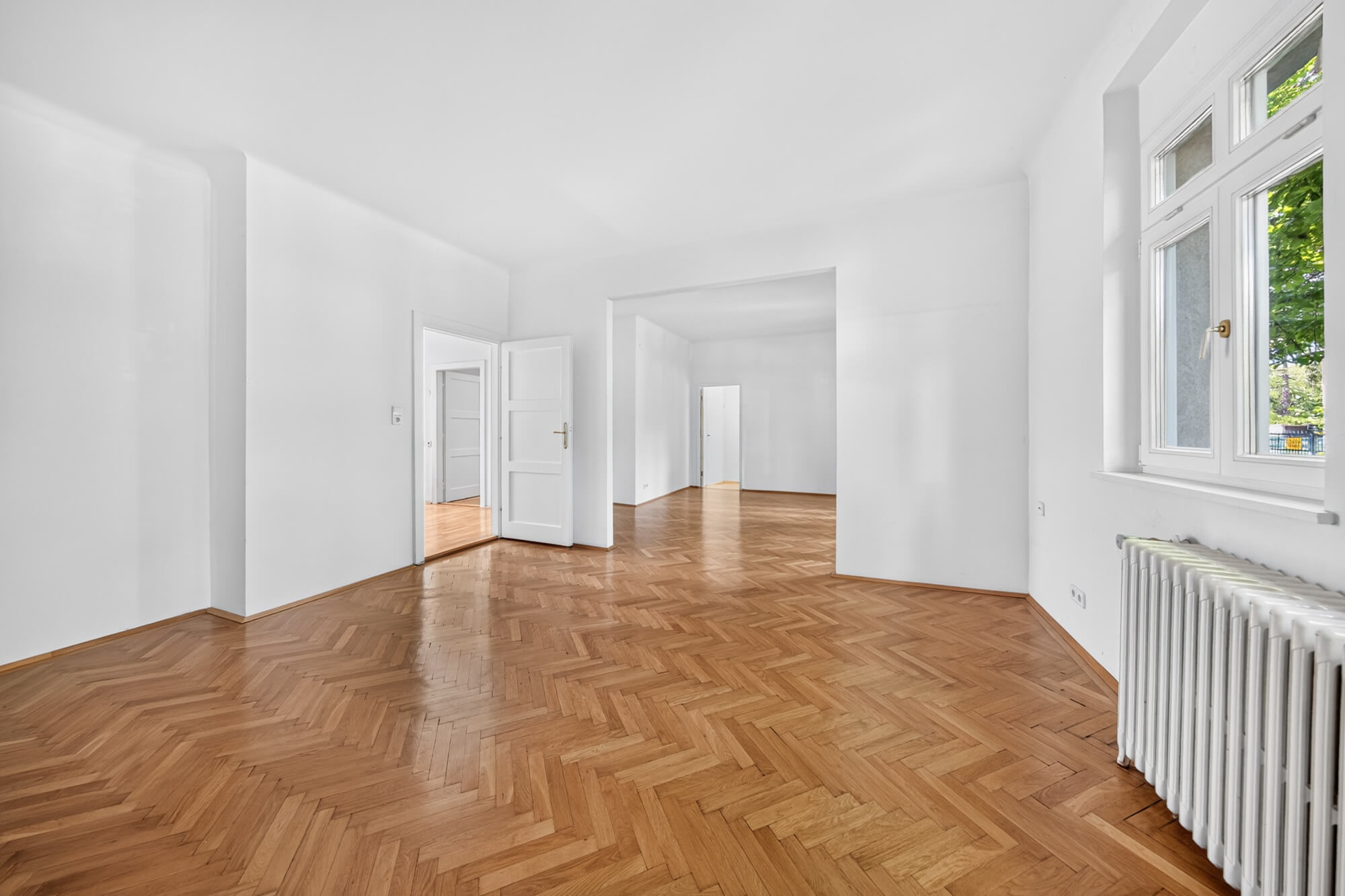 Family Villa Close to Schönbrunn Palace Park