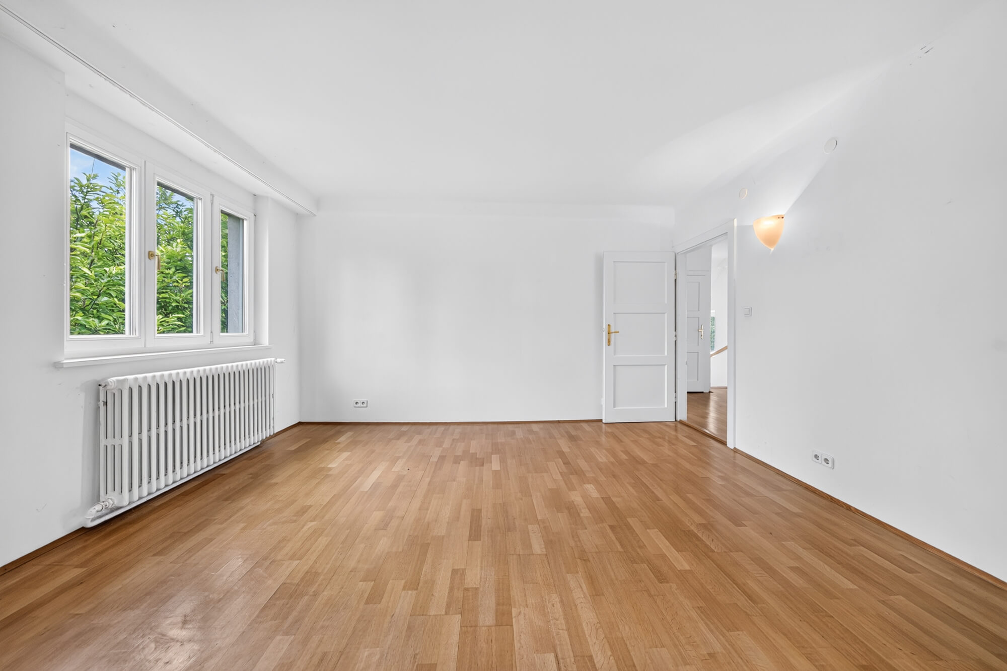 Family Villa Close to Schönbrunn Palace Park