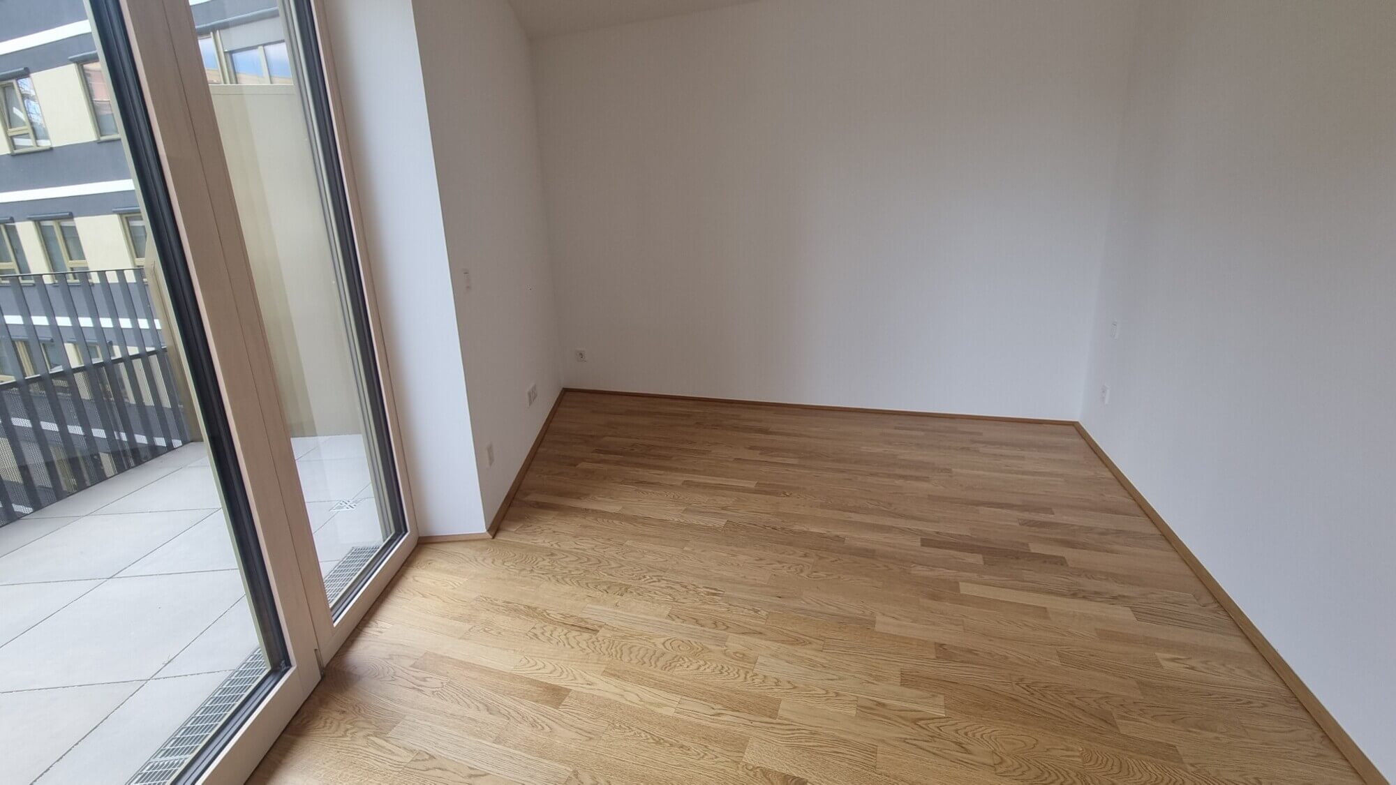 First occupancy in the Village, 1-bedroom apartment with balcony for rent