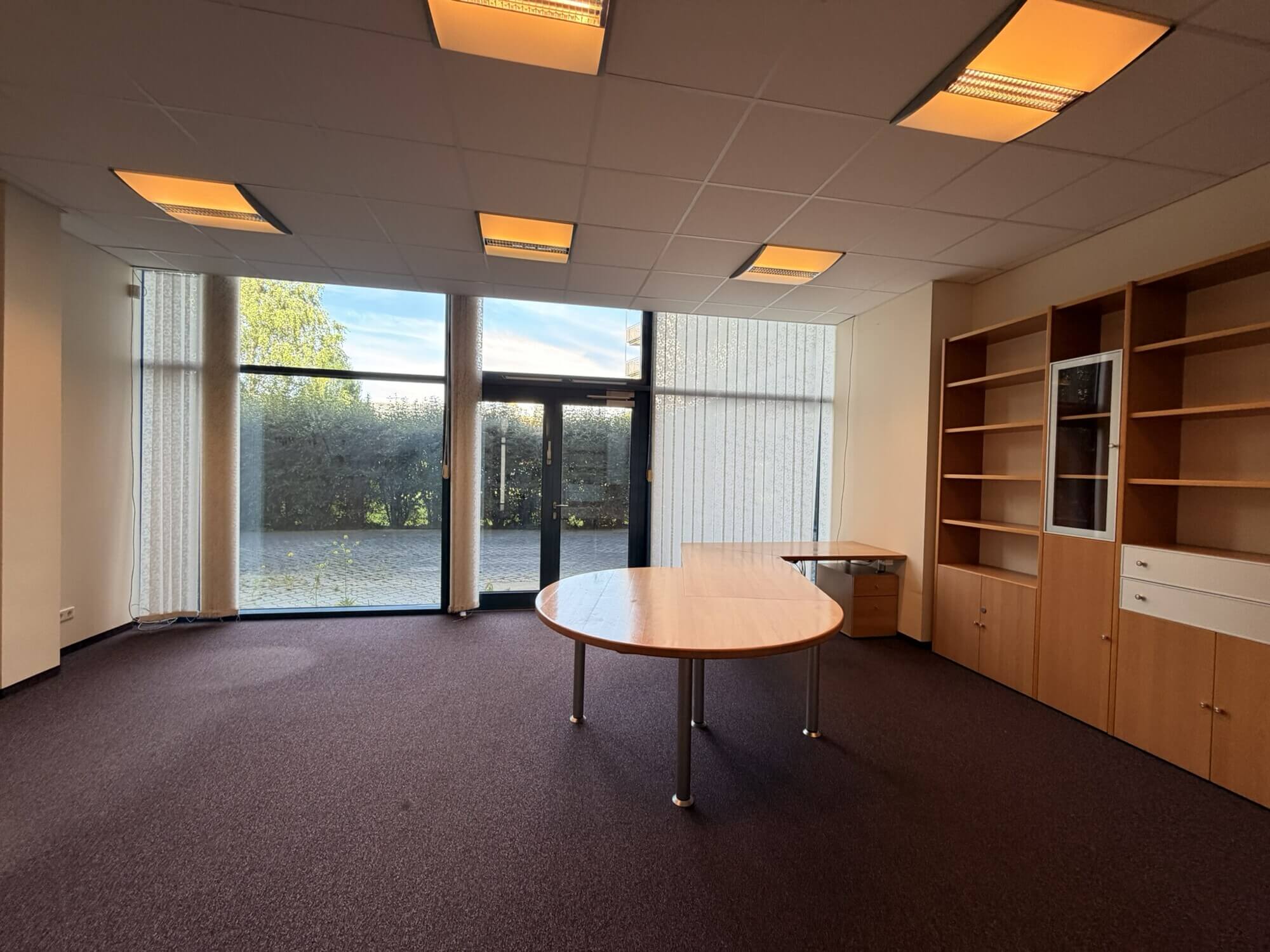 Repräsentative Gewerbefläche 295m² mit großer Terrasse in Frequenzlage
