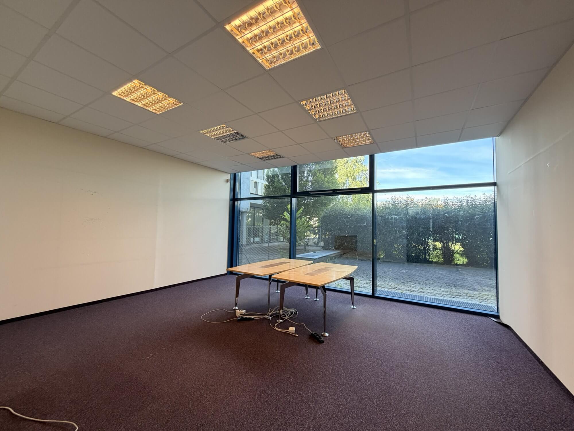 Repräsentative Gewerbefläche 295m² mit großer Terrasse in Frequenzlage