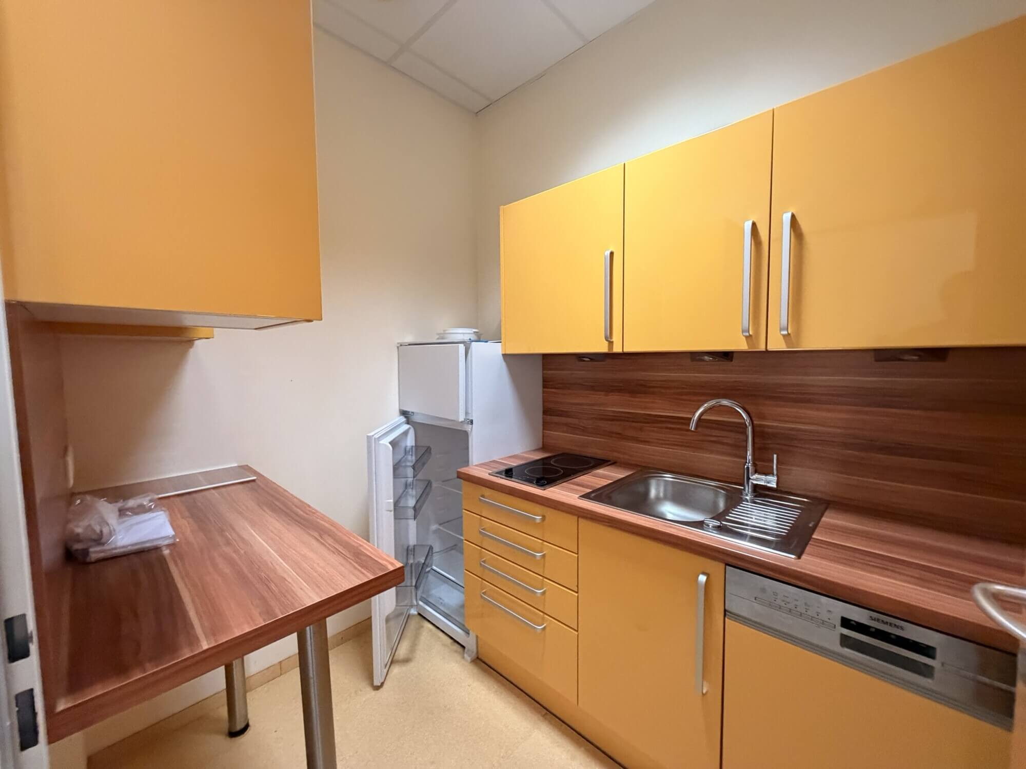 Repräsentative Gewerbefläche 295m² mit großer Terrasse in Frequenzlage
