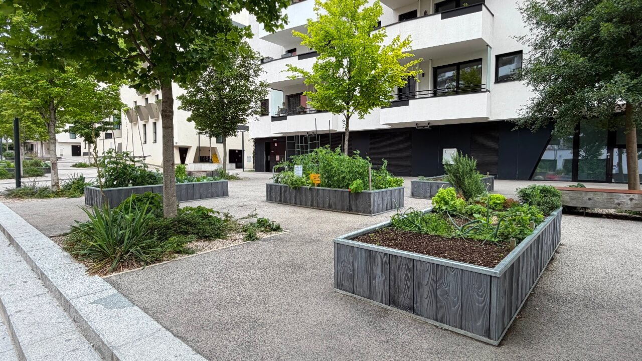 Peaceful green setting with direct views of Otto Benesch Park