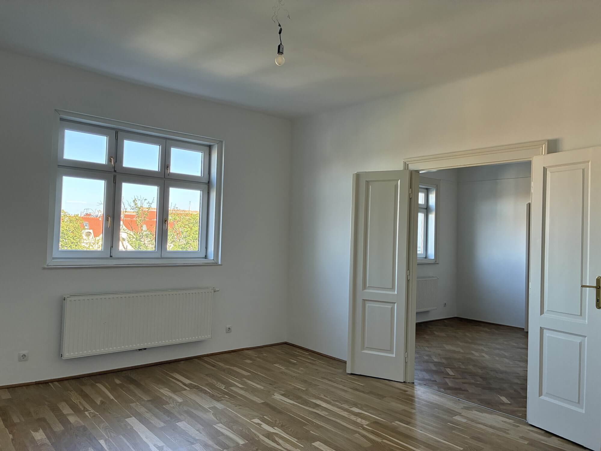 Spacious 4-Room Period Apartment in Vienna's 18th District – Ideal for Shared Living