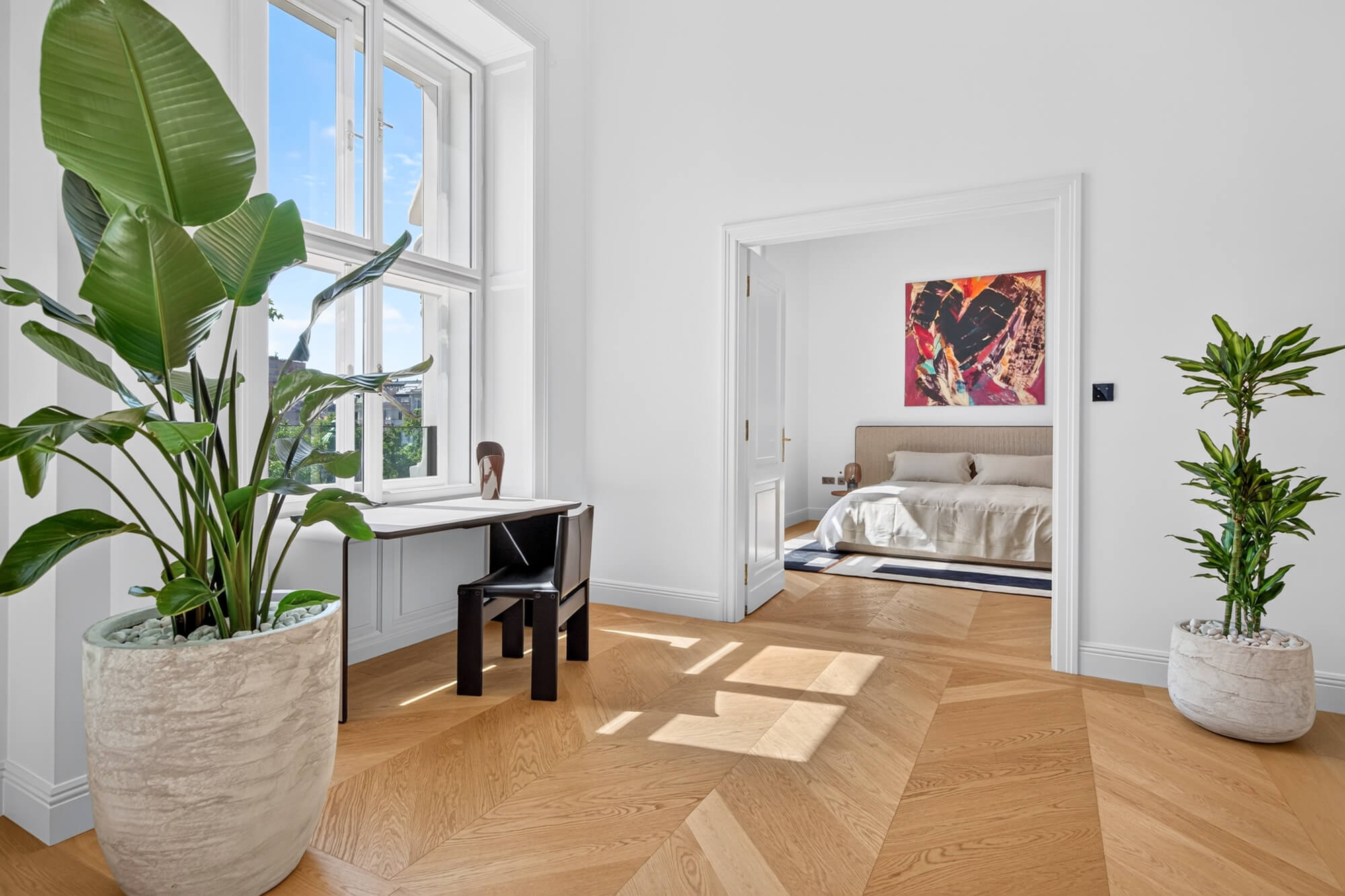 Private Palaisresidenz mit Stadtparkblick und Fünf Sterne Komfort