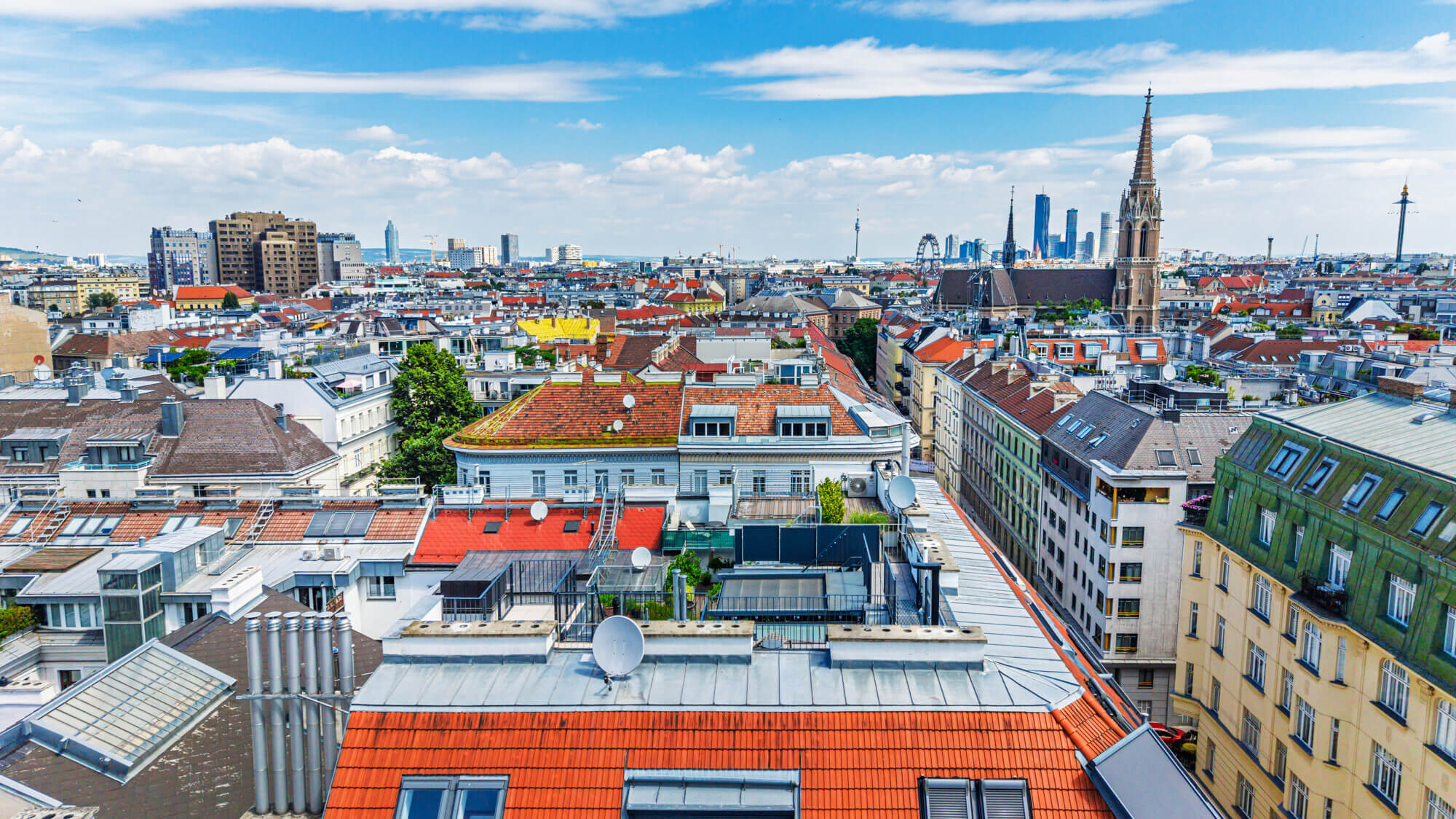Exklusive Penthouse-Maisonette mit außergewöhnlicher Dachterrasse und Skyline View nahe Stadtpark
