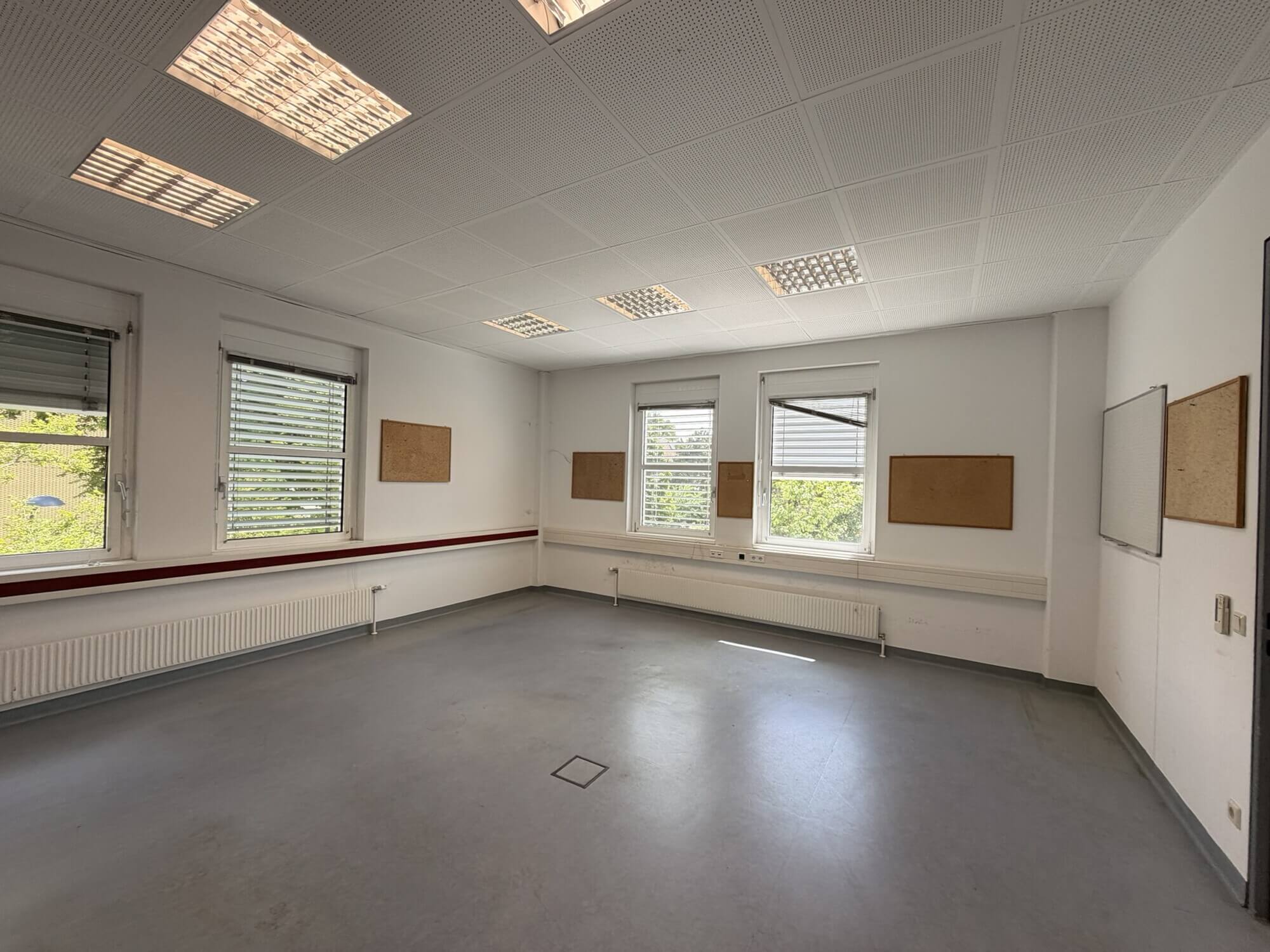 Light-filled office space in an excellent location in the 10th district