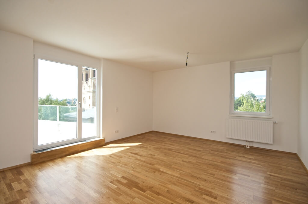 Bright top-floor 3-room apartment with a sunny terrace in Vienna's 19th district