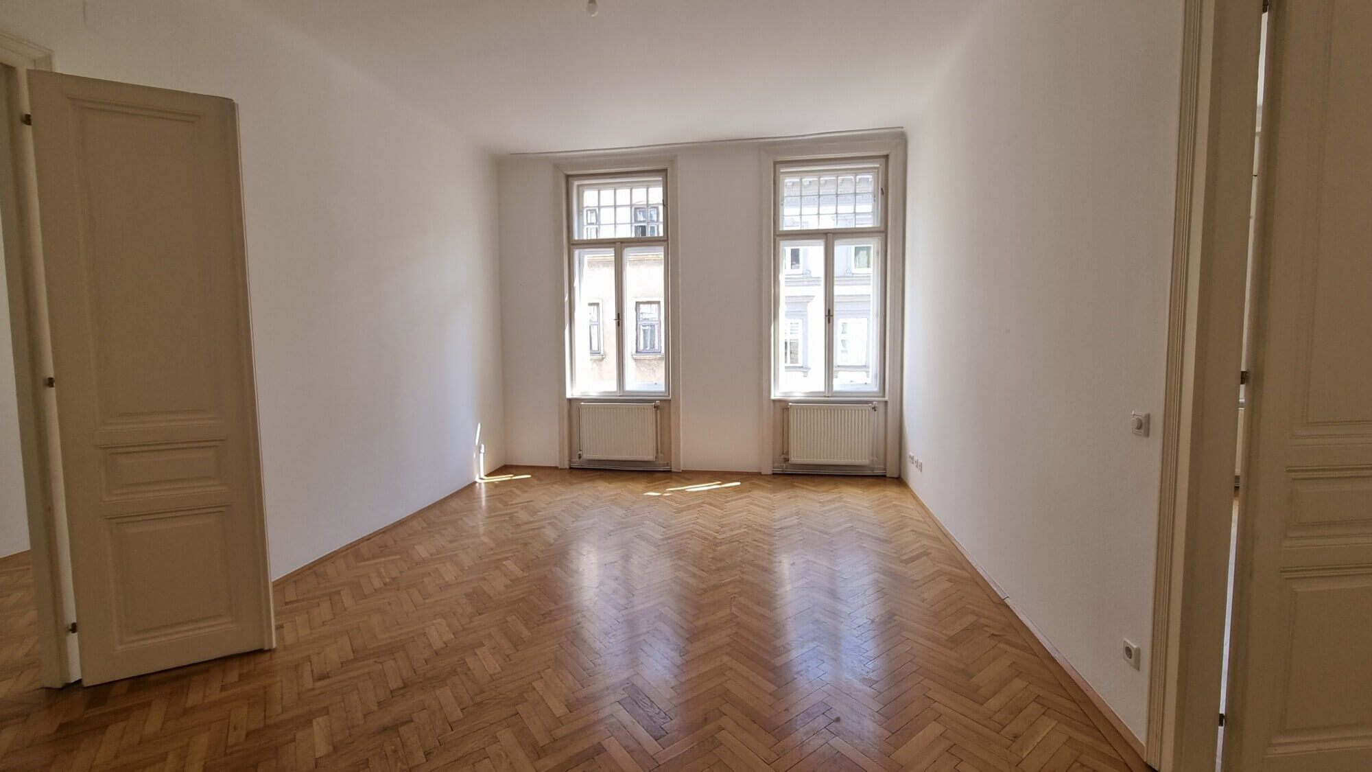 3 Zimmer Altbau Wohnung in der Kaiserstraße