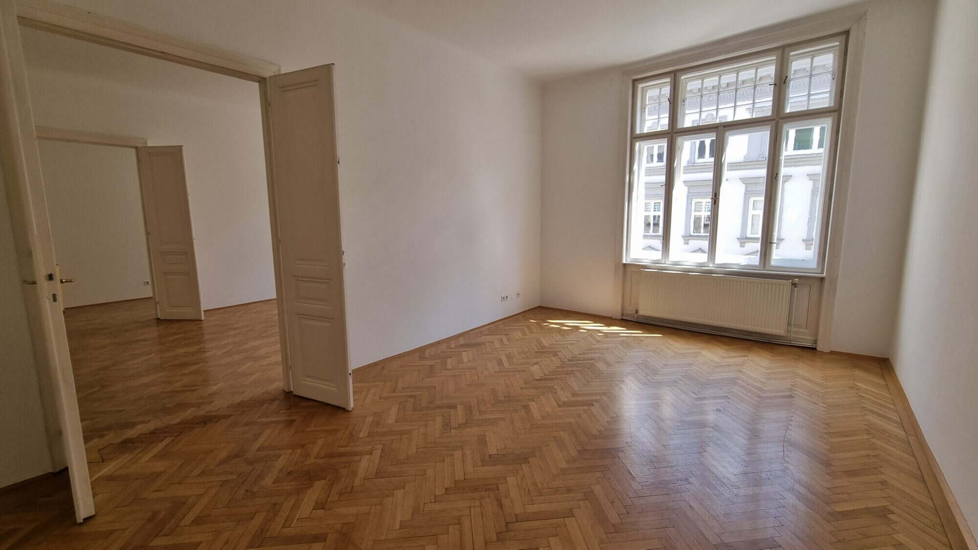 3 Zimmer Altbau Wohnung in der Kaiserstraße