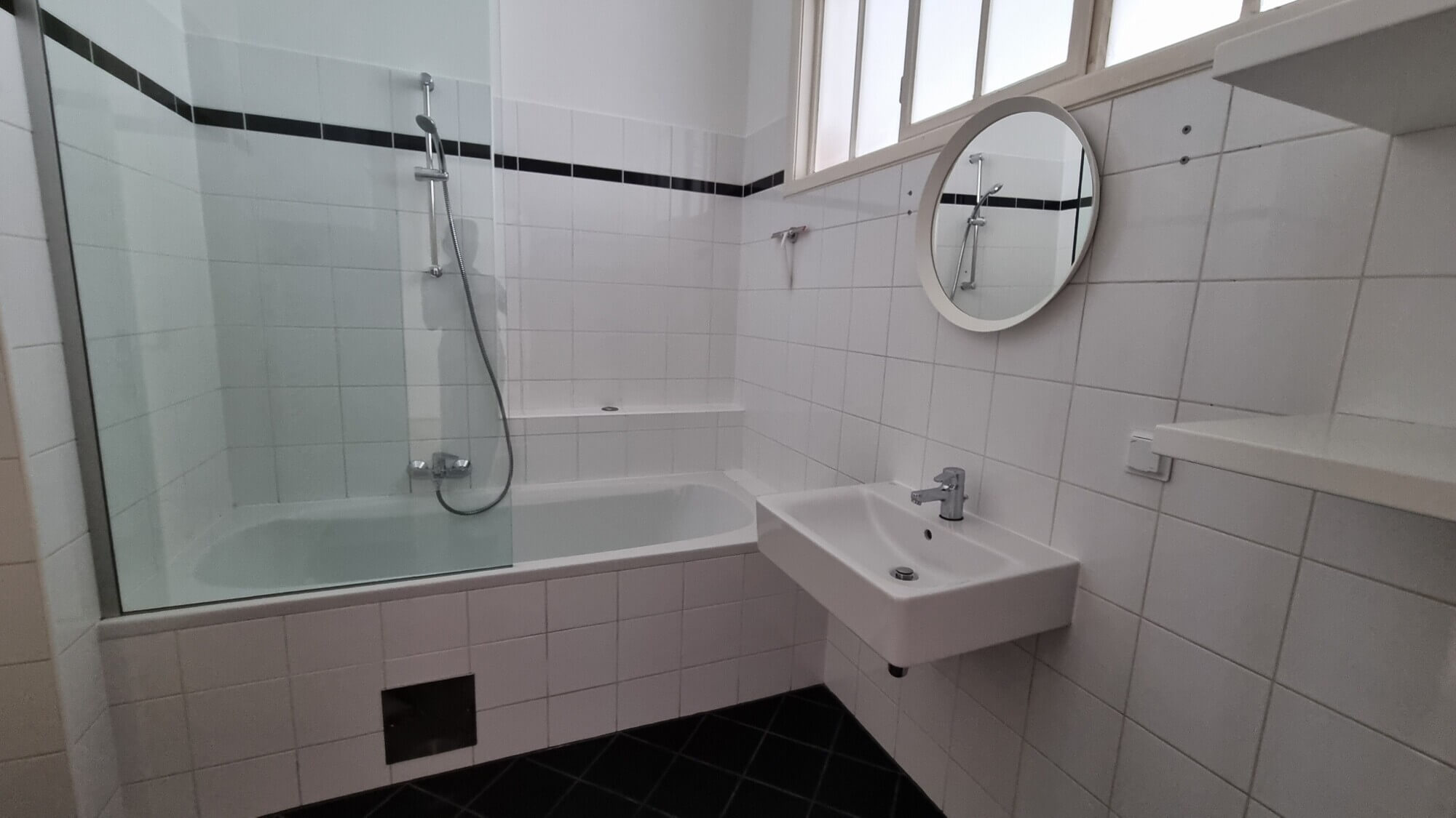 3 Zimmer Altbau Wohnung in der Kaiserstraße