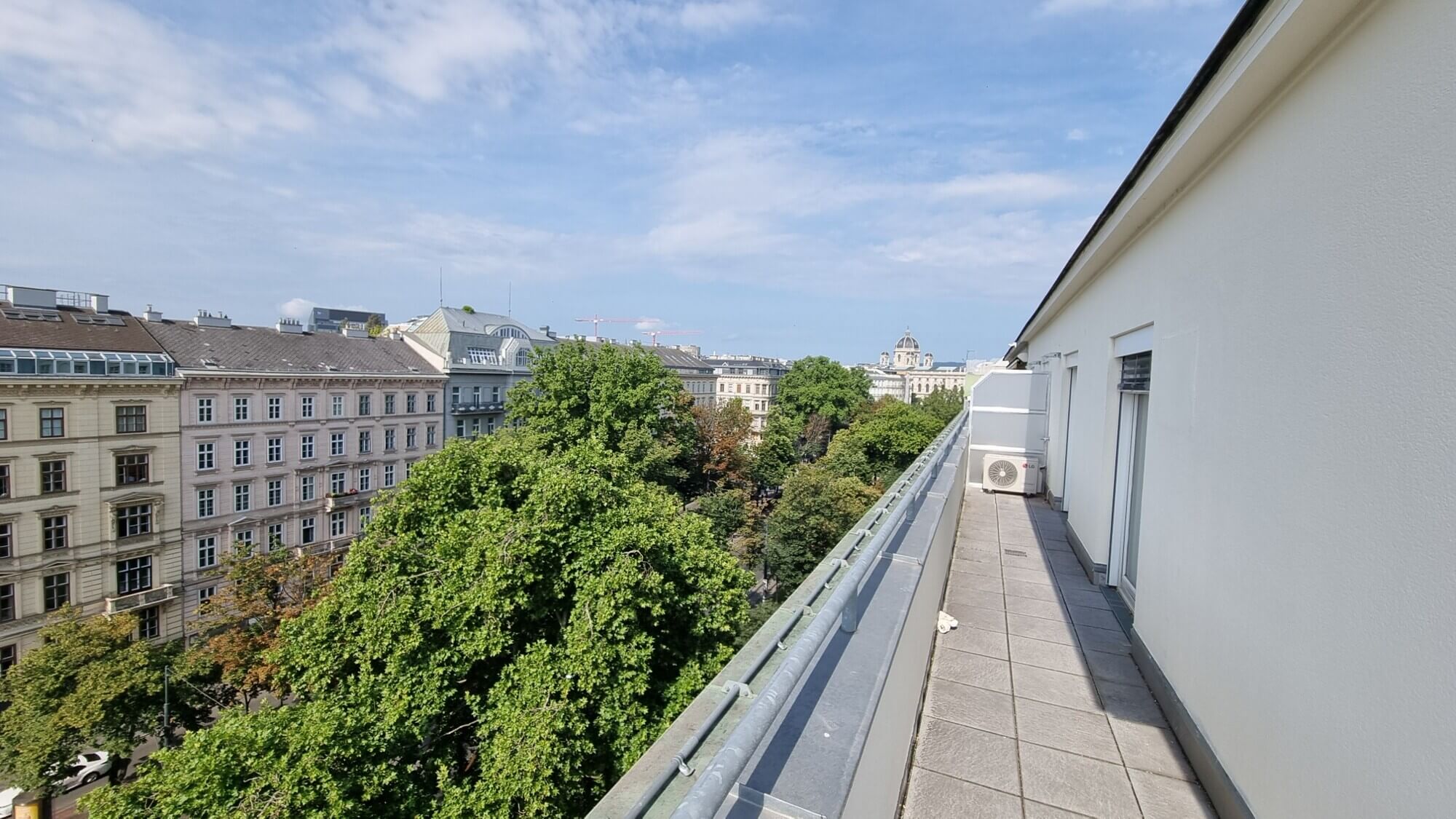 Blick auf die Staatsoper - Exklusive Stadtwohnung  mit Air condition
