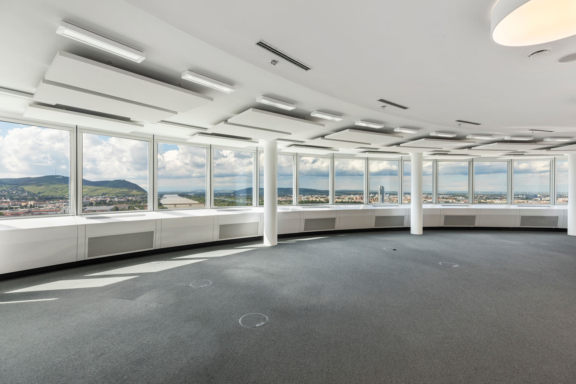 MILLENNIUM TOWER – Modern Offices with Panoramic Views