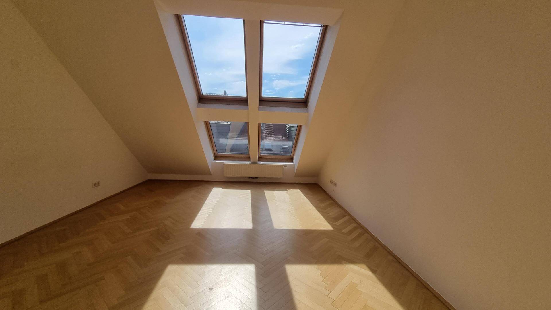 On Kohlmarkt – Luxury Penthouse Apartment – with Roof Terrace, 2 Bedrooms
