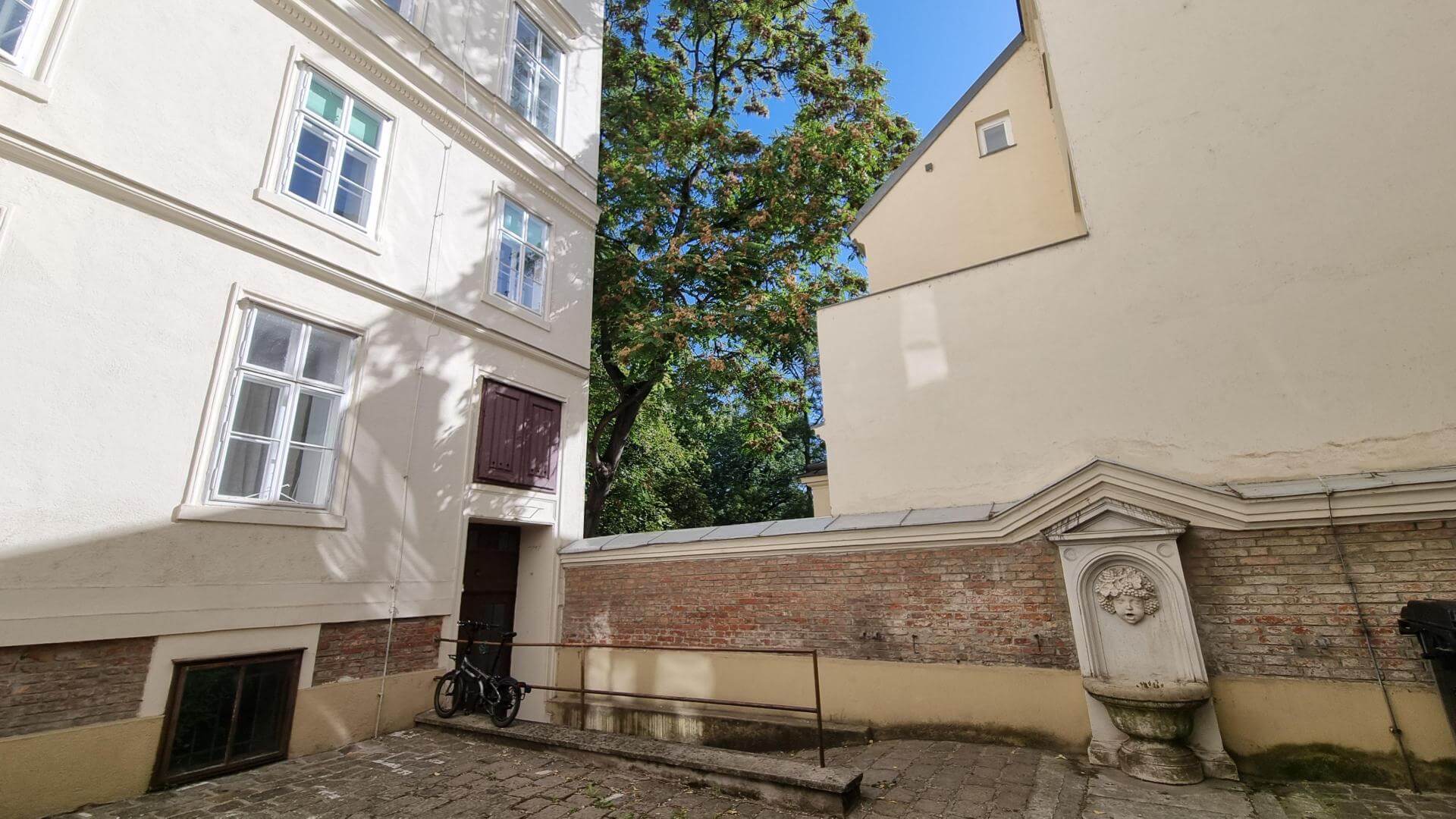 Penthouse apartment with a 140m² terrace
