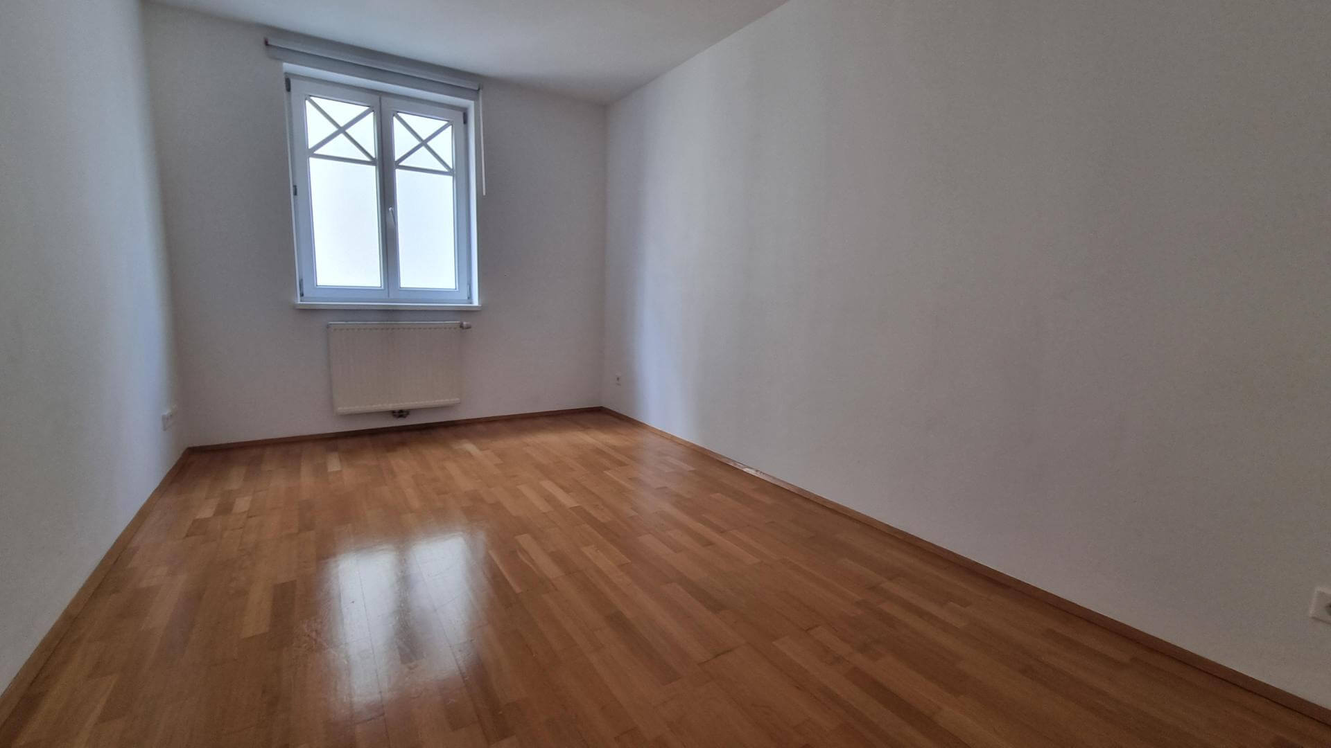 Sonnige Neubauwohnung mit Balkon im 3.Liftststock