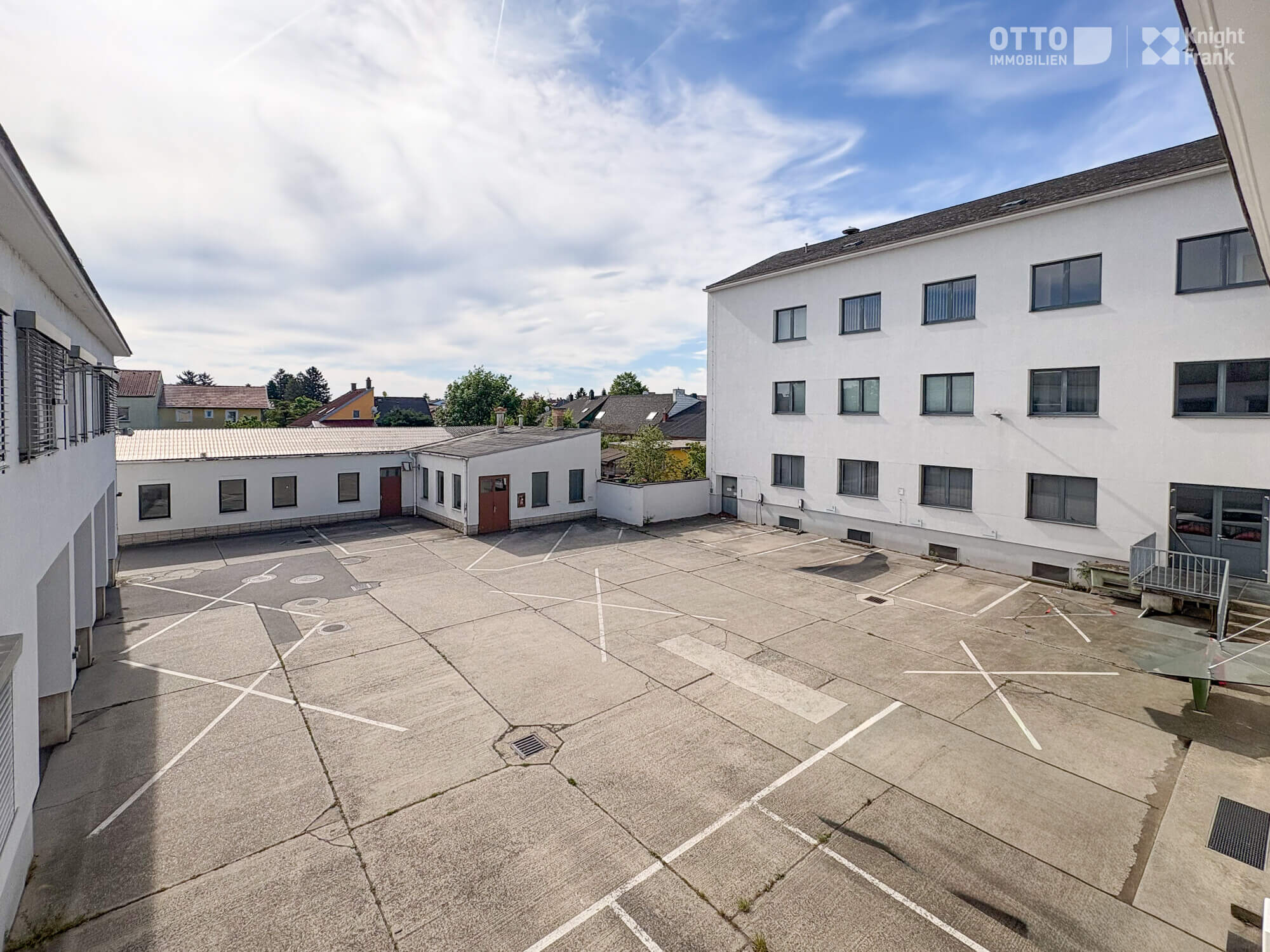 Büro- und Schulungsflächen mit Bestand