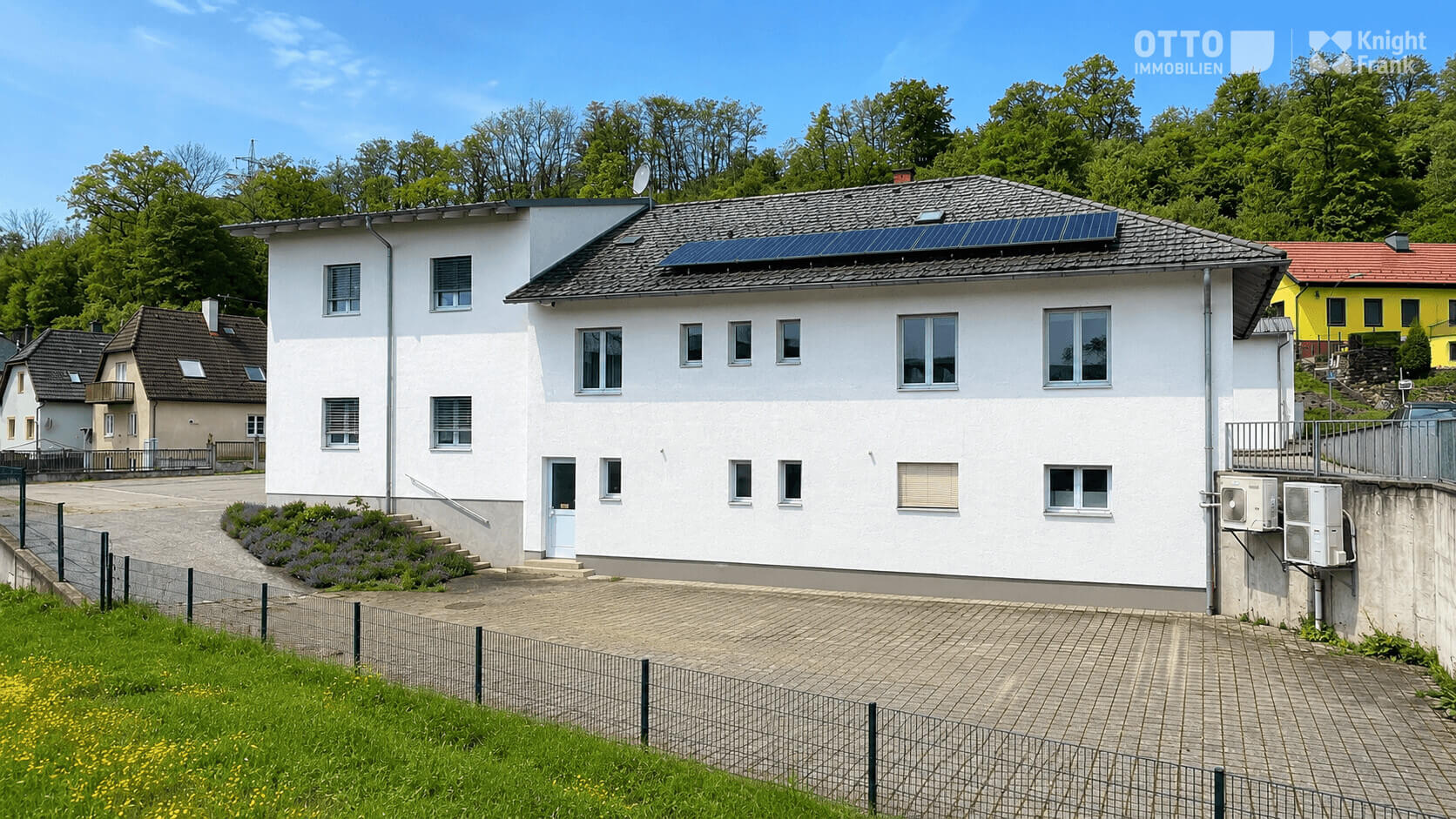 Liegenschaft kaufen in Klein-Pöchlarn: Grundstück (Wohngebiet) mit Wohnhaus, Büro & Lagerhalle
