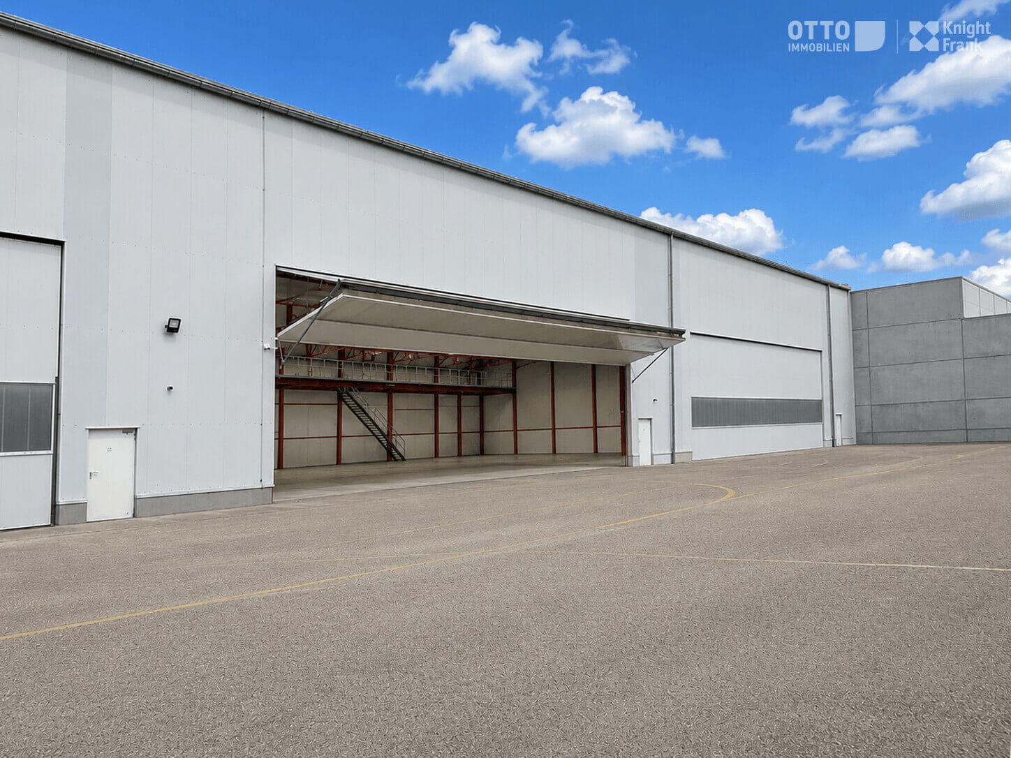 Exklusive Hangar- und Logistikanlage mit Bürogebäude am Flugplatz Wiener Neustadt Ost