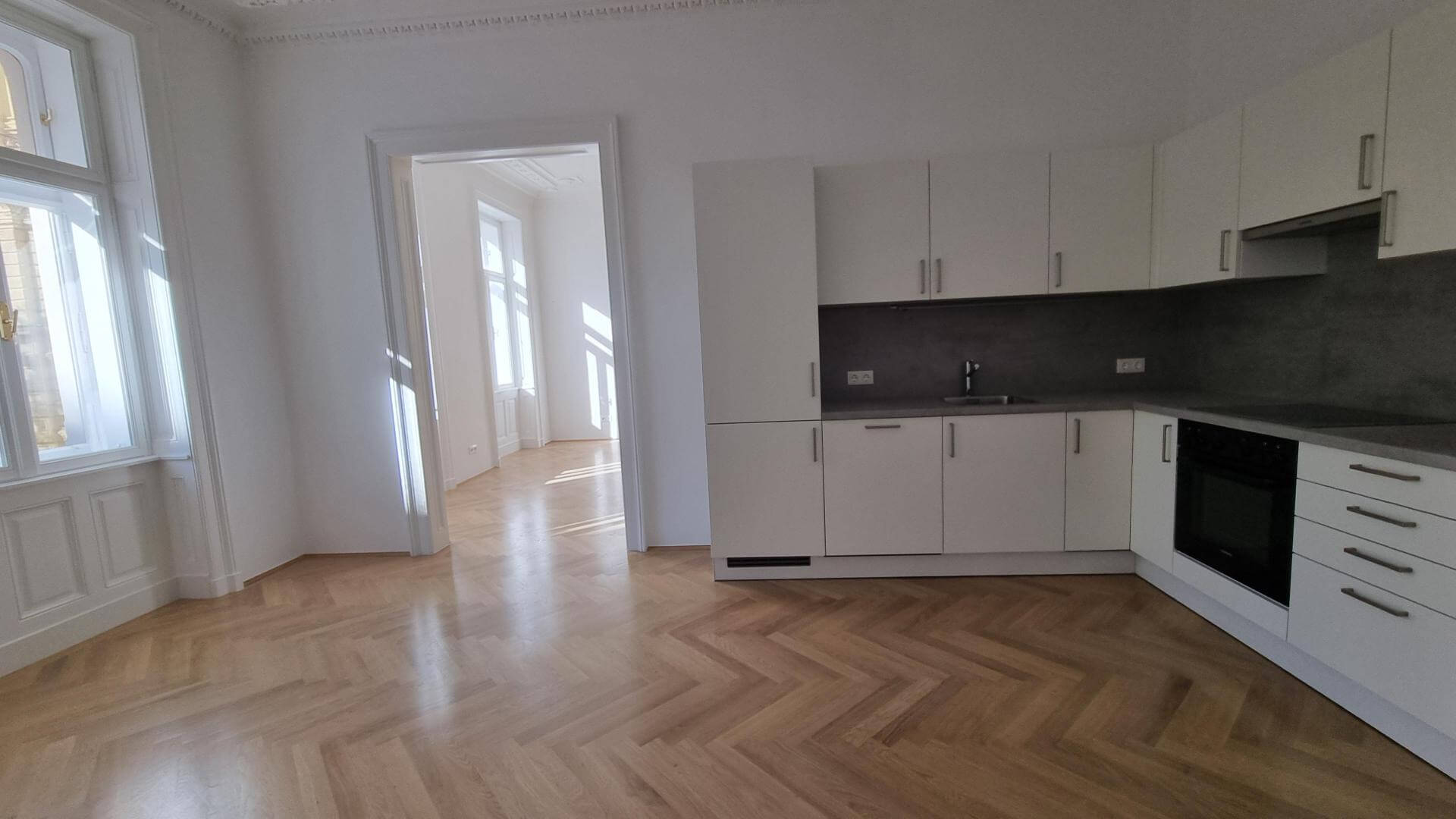 Erstbezug - topsanierter Altbau in der Sechskrügelgasse