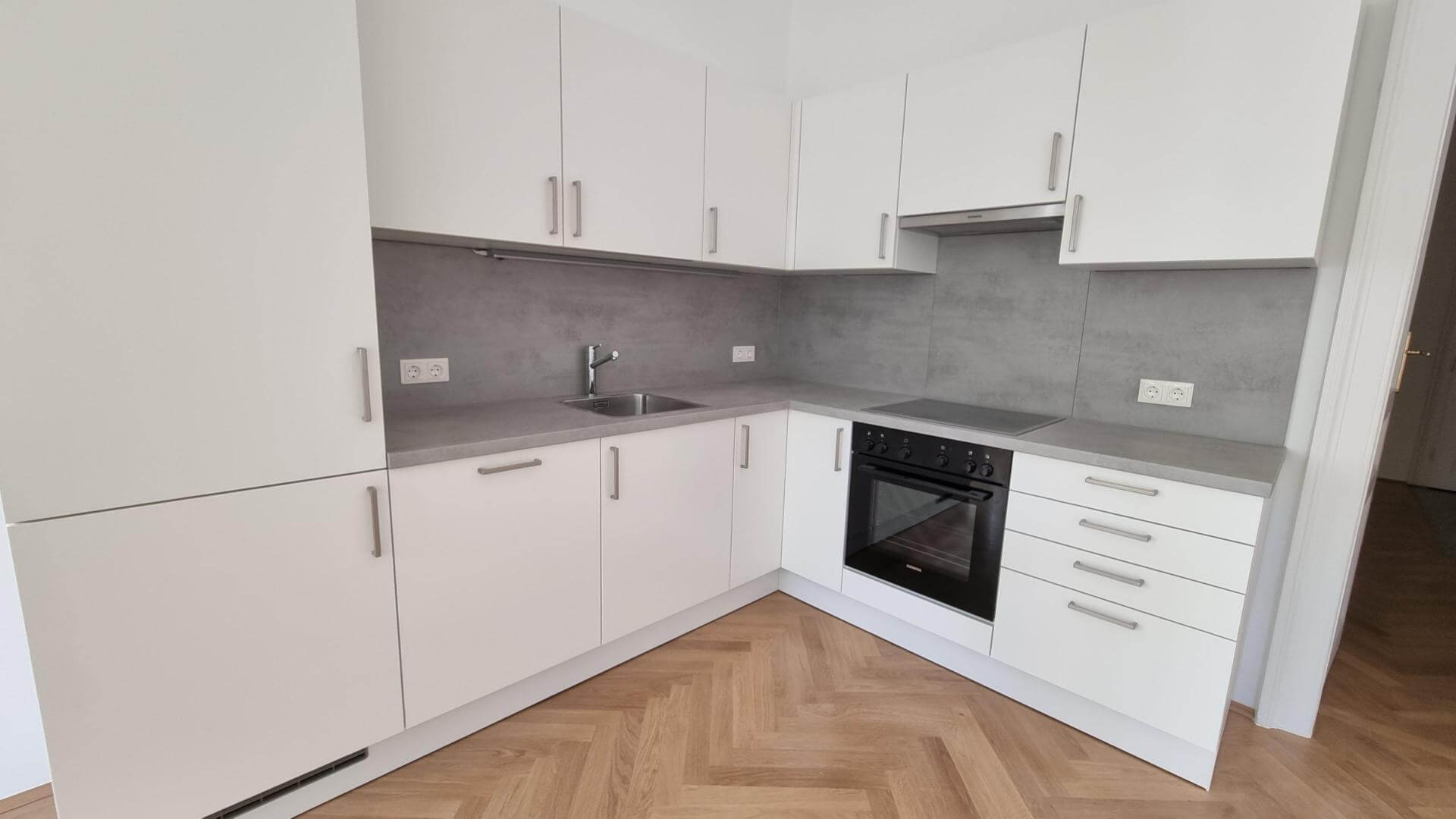 Erstbezug - topsanierter Altbau in der Sechskrügelgasse