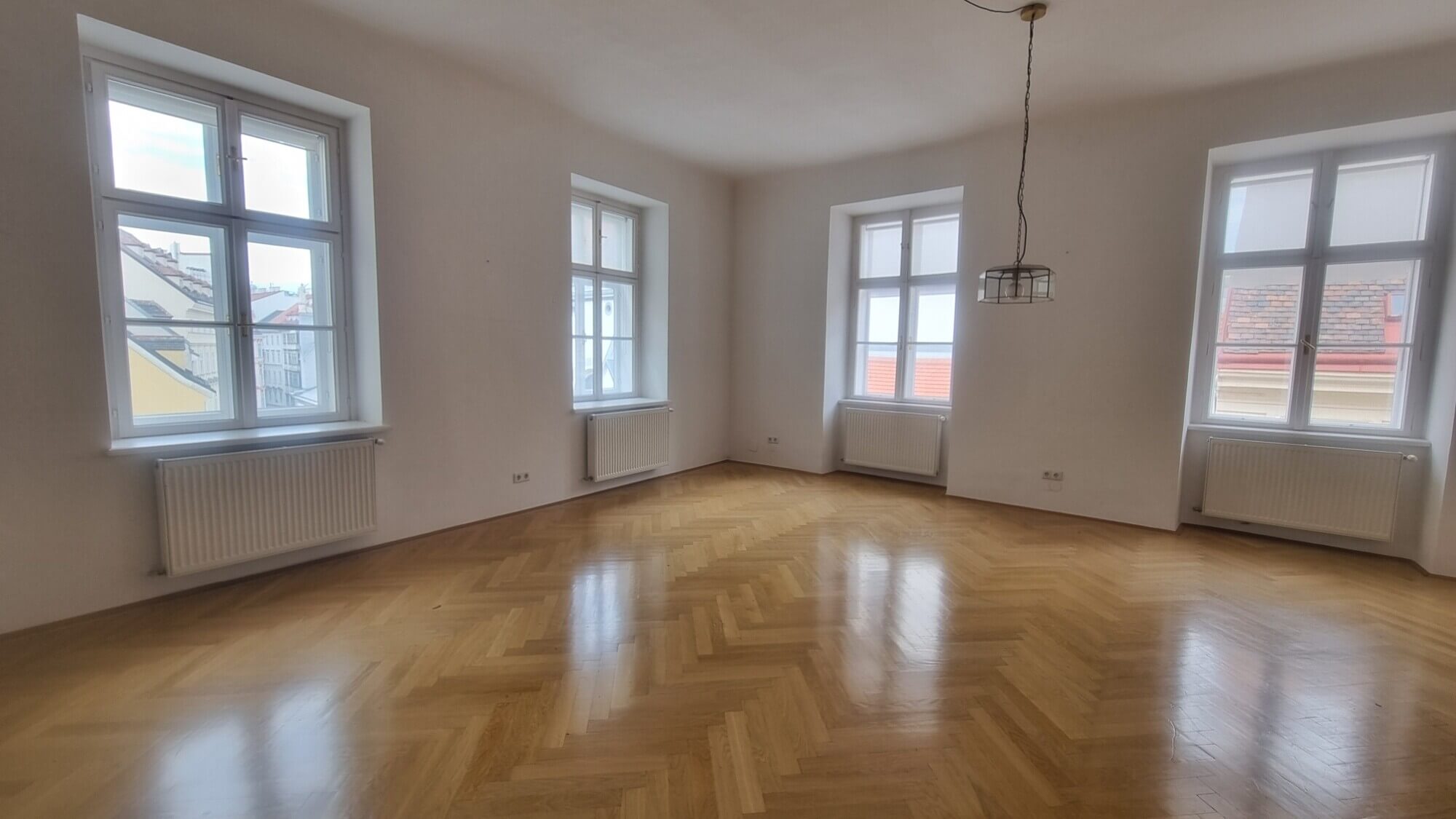 wunderschöne Altbauwohnung - beste Lage - 4.Liftstock