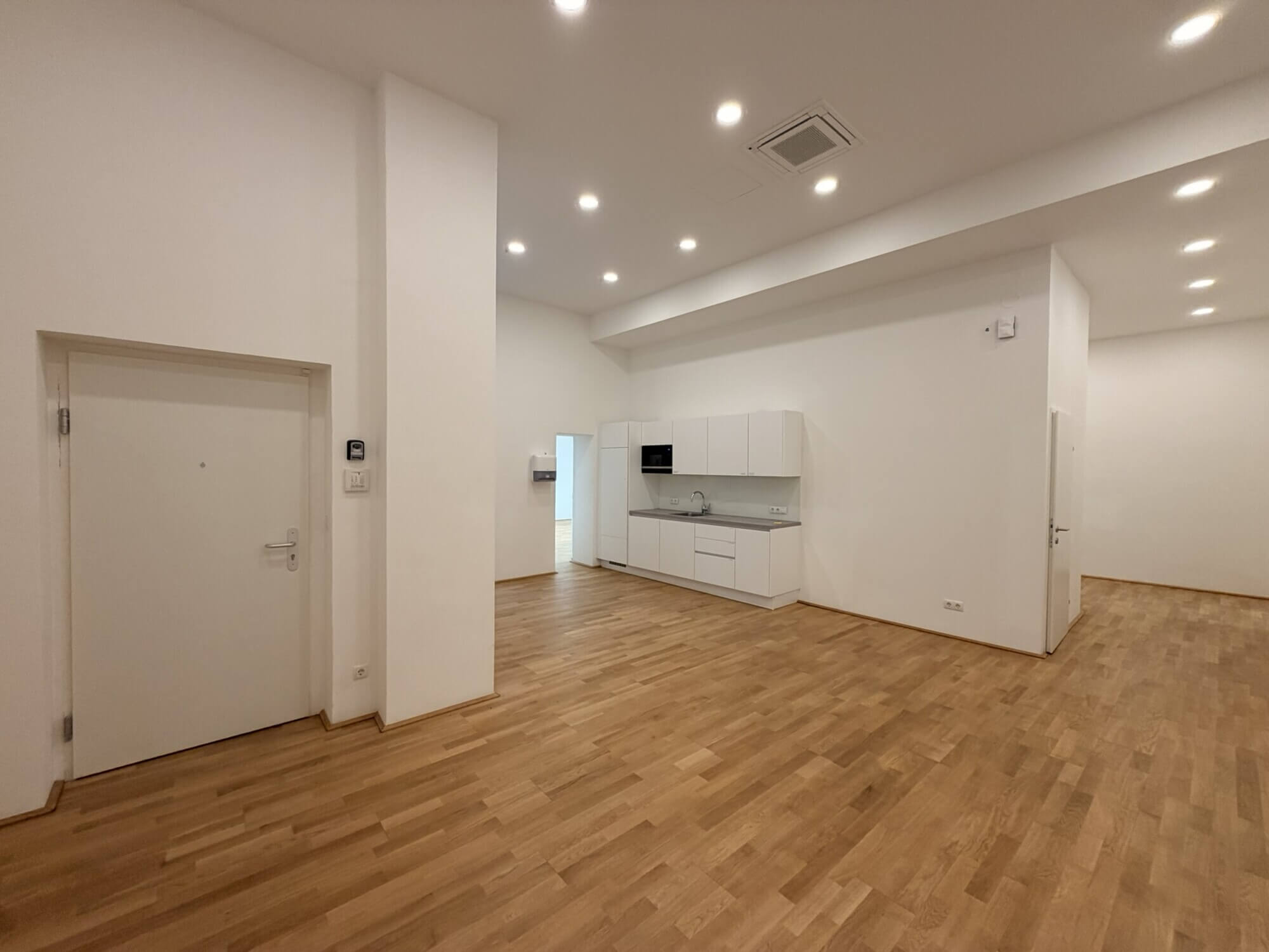 Repräsentatives Altbaubüro beim Museumsquartier