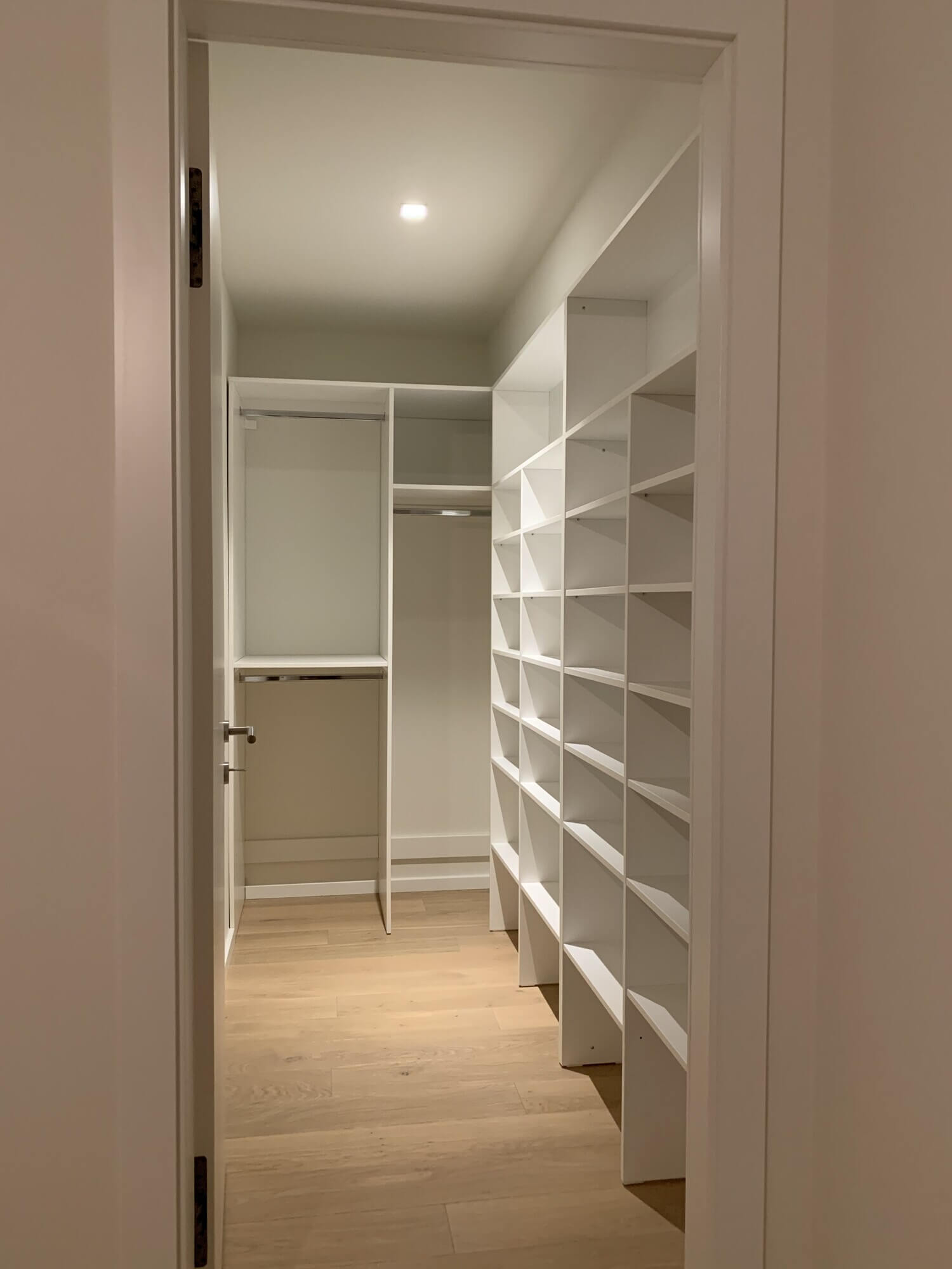 Möblierte Wohnung in Top-Neubau, Nähe Schwarzenbergplatz