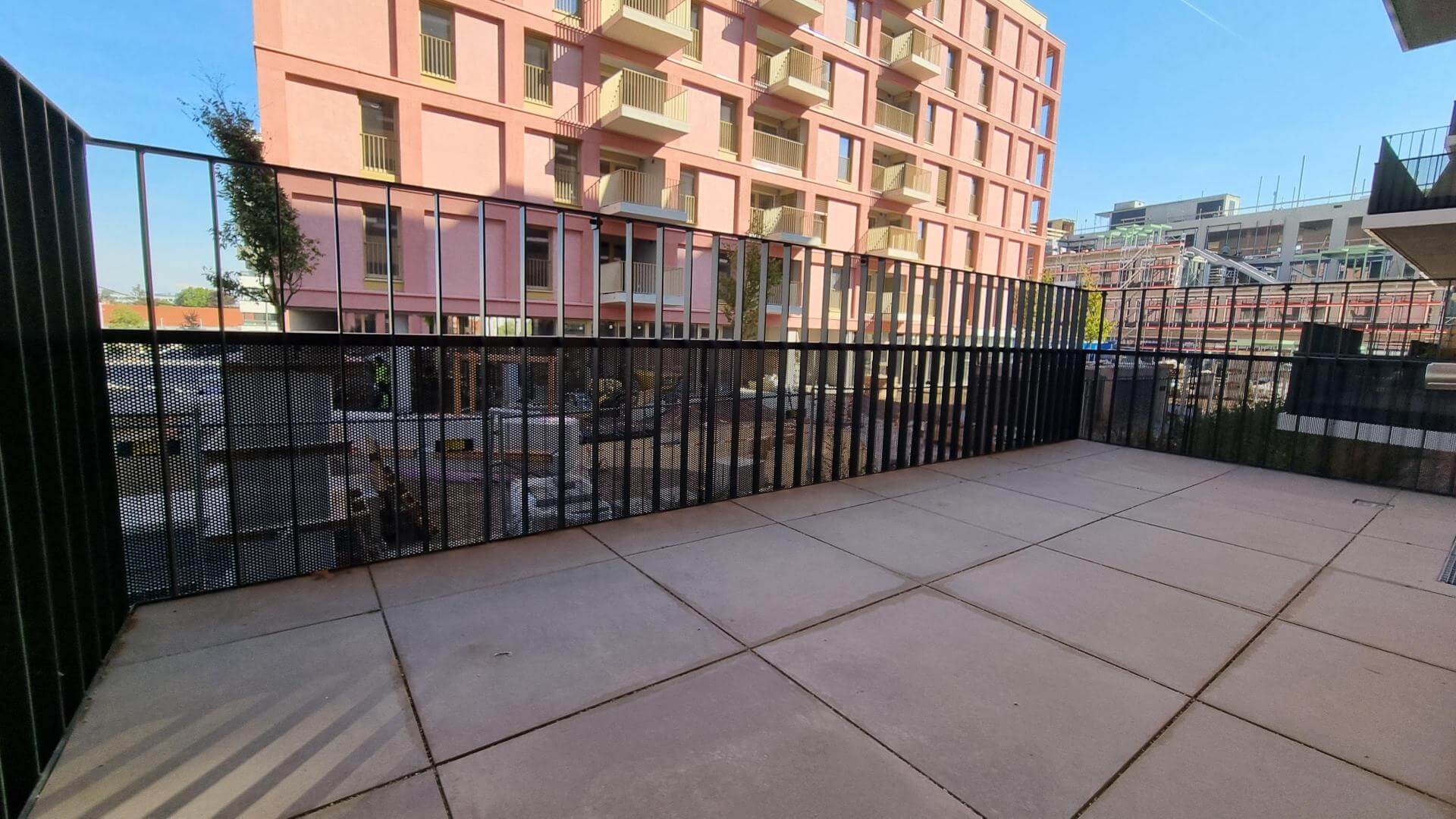 First occupancy at the Village: 2-room apartment with balcony for rent