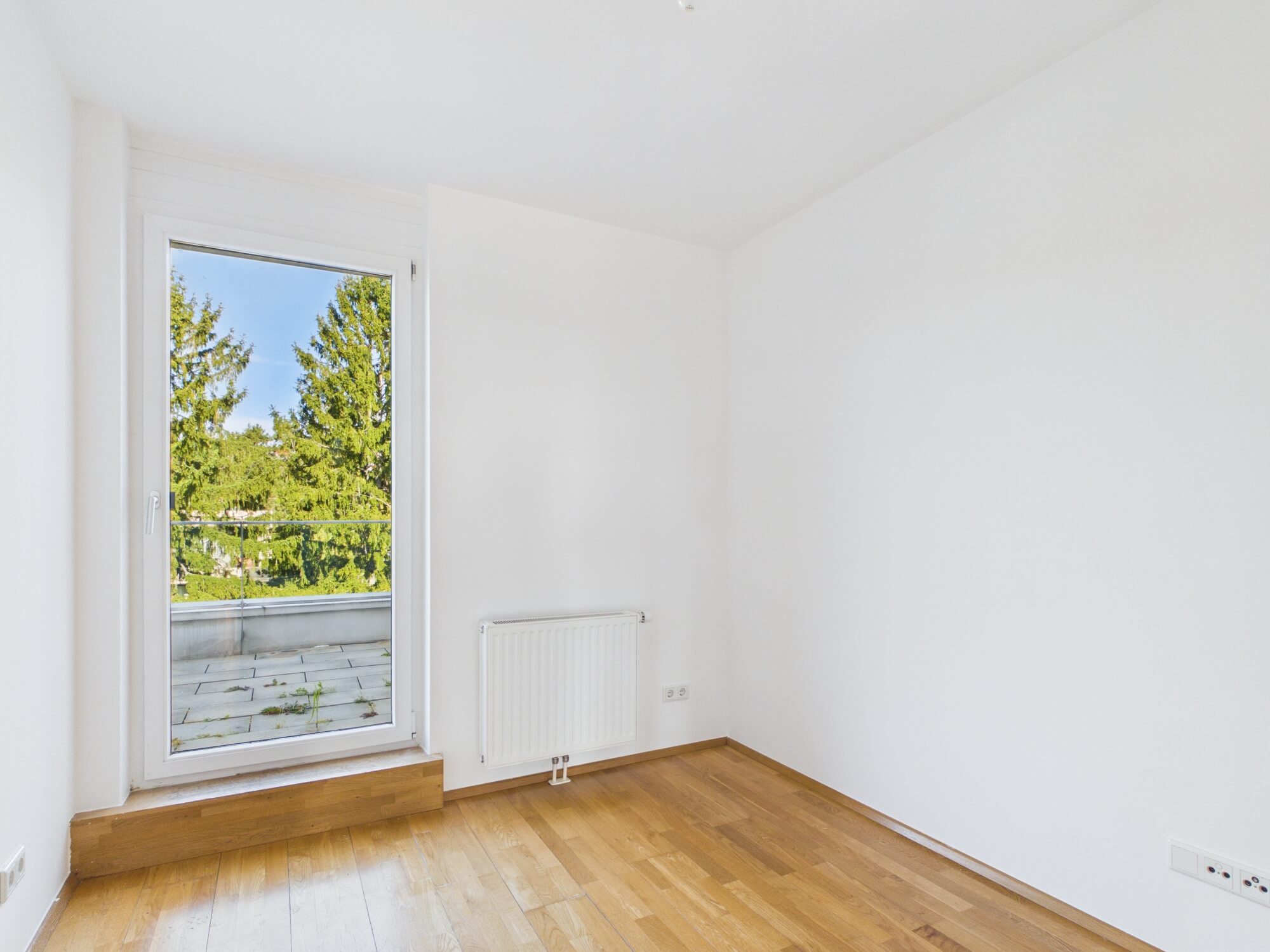 Helle 3-Zimmer-Dachgeschosswohnung mit sonniger Terrasse im 19. Bezirk