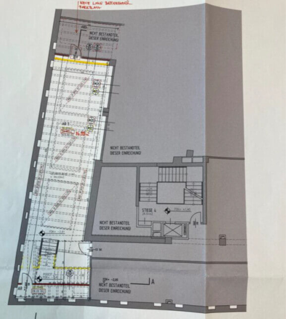 Corner retail space near Schwedenplatz