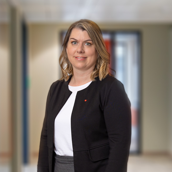 Mag. (FH) 
		Sonja Ressler CIS ImmoZert REV