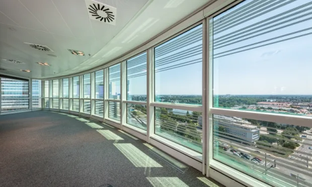 TECH GATE - Flexible Büroflächen im Turm