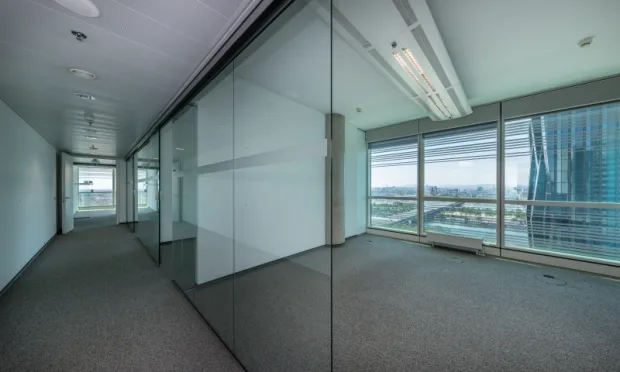 TECH GATE - Flexible Büroflächen im Turm