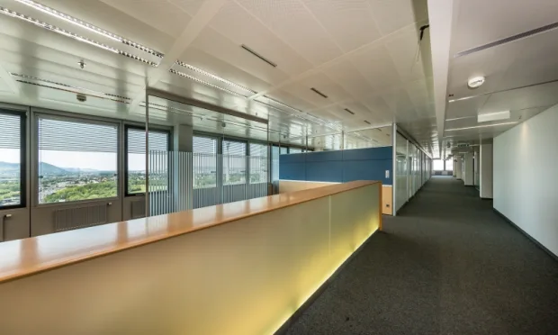 ARES TOWER Moderne Büros mit Weitblick!