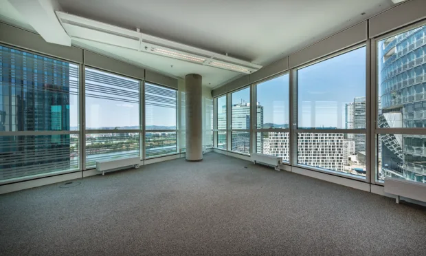 TECH GATE - Flexible Büroflächen im Turm