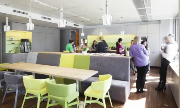 EURO PLAZA 1 - Ihr All-in-1 Büro