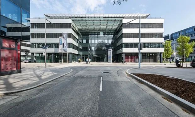 EURO PLAZA 1 - Ihr All-in-1 Büro