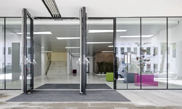 Moderne Büros zwischen Hauptbahnhof und Flughafen!