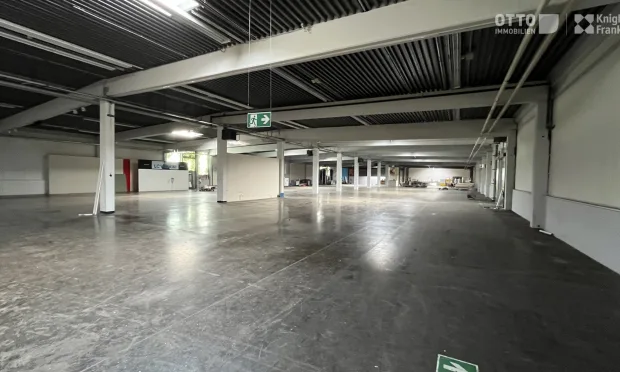 Hallenobjekte an der U1 / Wien-Nord