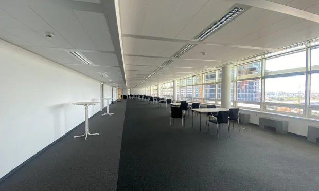 TECH GATE - Flexible Büroflächen im Turm