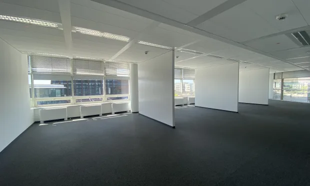 TECH GATE - Flexible Büroflächen im Turm